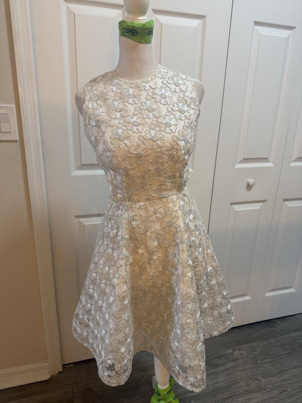 ALEXIS Ivory Floral Embroidered Lace Cutout Fit & Flare Dress NWT